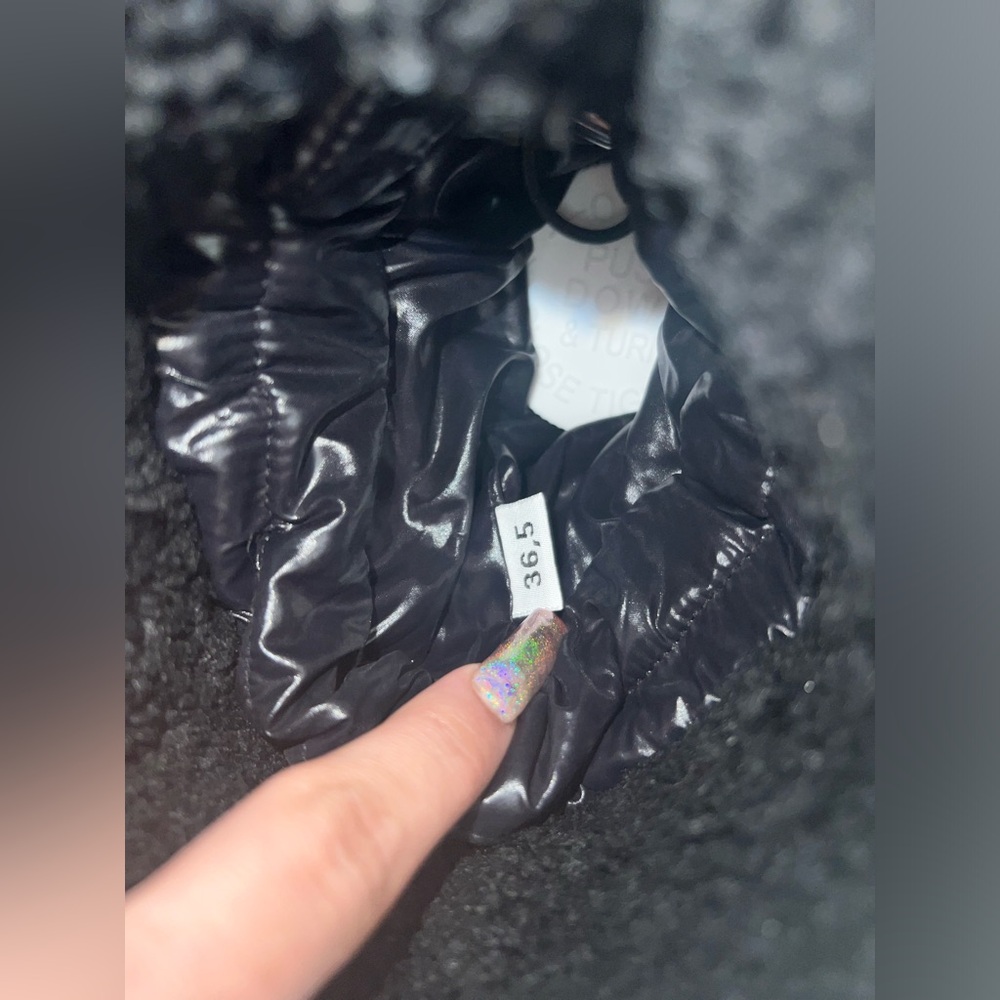 Gaia fleece-trimmed quilted shell boots - Picture 6 of 6